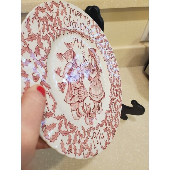 Vintage 1974 Royal Crownford Collectible Plate 8.5" Merry Christmas Transferware - Picture 9 of 11